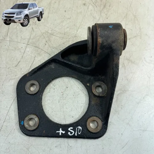 Suporte esquerdo diferencial dianteiro s10 2.8 2013 2016