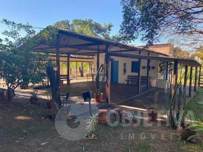 Chácara em Condomínio à venda, 6 quartos, 1 suíte, 7 vagas, CHACARAS ELDORADO - UBERLANDIA
