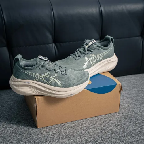 Tênis Asics Nimbus 27