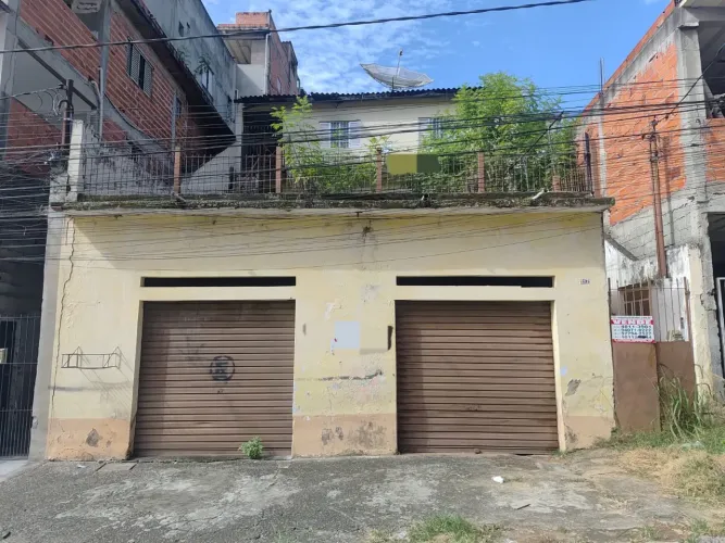 Vende-se sobrado grande oportunidade em Franco da Rocha