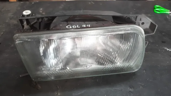 Farol gol Quadrado ano 94 lado direito Marca Orgus