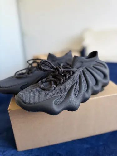 Adidas yeezy 450 utility black
