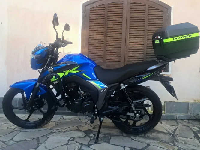 Quase 0km, muito nova! Único dono. Pronta para o trabalho!