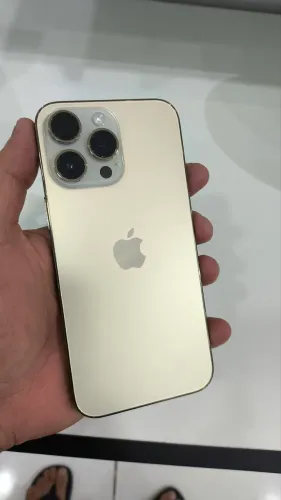 iPhone 14 Pro Max muito novo 