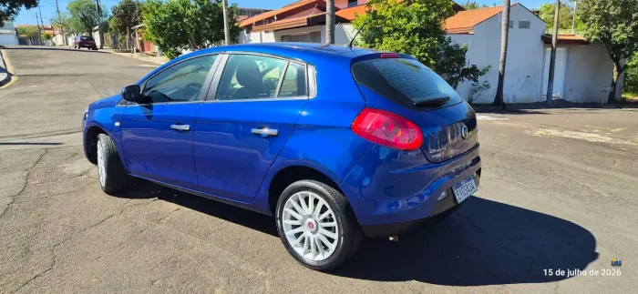 Fiat Bravo Absolute 1.8 Flex 16V 5P 2011