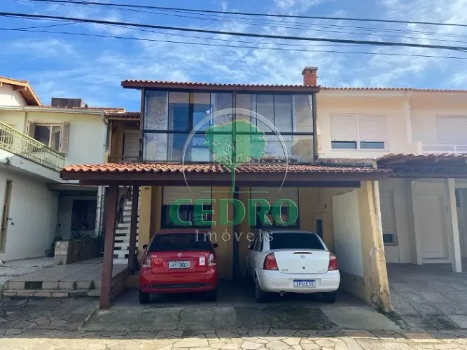 PORTO ALEGRE - Casa de Condomínio - Santo Antônio