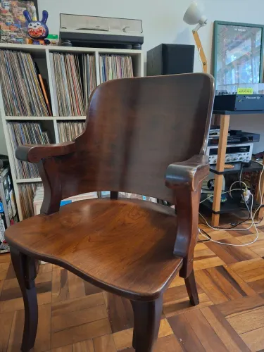 Cadeira Cimo Anos 50 maciça 