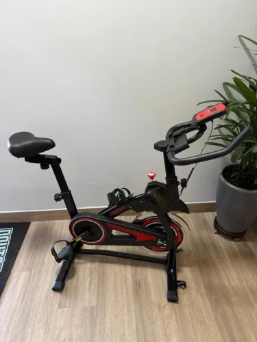 M- SPINNING, BICICLETA ERGOMÉTRICA, TREINOS ILIMITADOS PARA SUA RESIDÊNCIA E ACADEMIA.