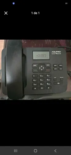 Celular idoso de mesa