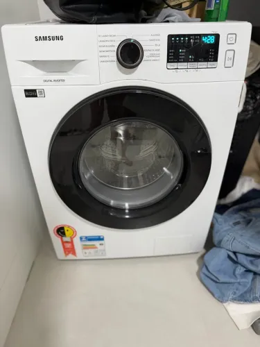 Lava e seca Samsung
