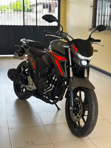 VENDO FZ25 25/25 PERFEITO ESTADO