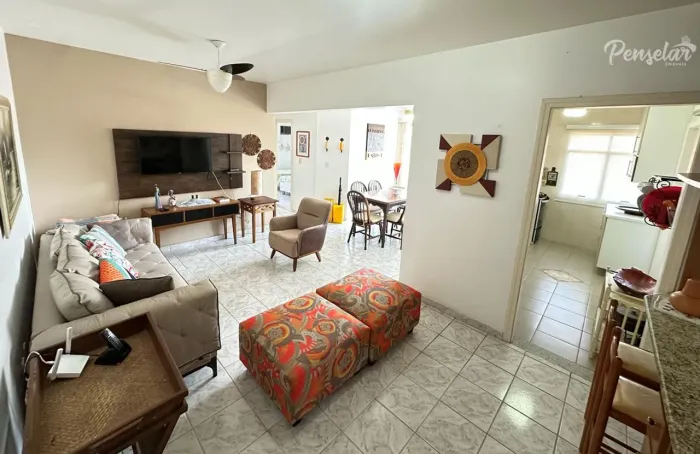 Ubatuba - Apartamento à Venda 2 dormitórios suíte e varanda Mobiliado e decorado