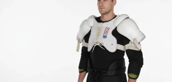 Protetor de Ombro Hockey CCM SP3 Profissional M - Ombreira Articulada para Hóquei no Gelo 