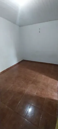 Aluga-se apartamento 500 reais