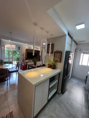 Apartamento à venda em Campinas, Jardim São Vicente, com 2 quartos, com 61 m²