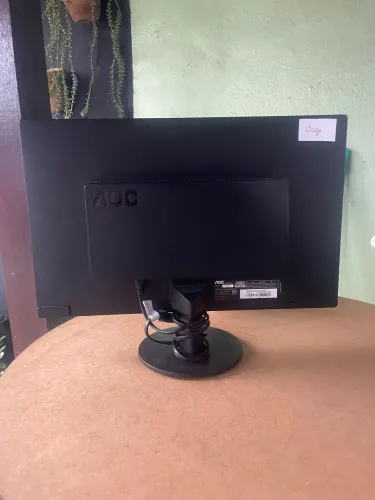 Monitor Aoc 19 polegadas