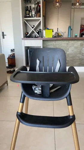 Cadeirinha de alimentação