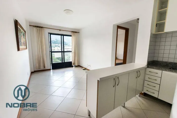 Apartamento com 1 dormitório para alugar, 40 m² por R$ 2.136,28/mês - Alto - Teresópolis/R
