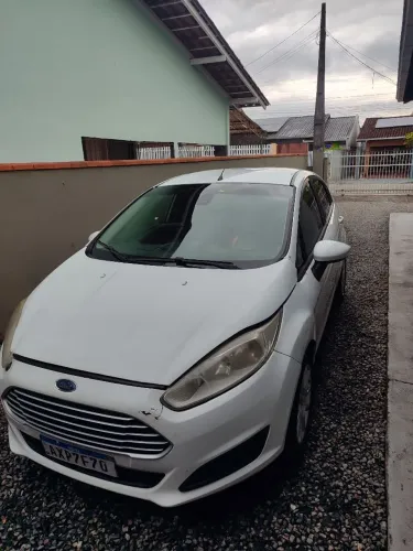 Ford Fiesta 1.5 16V Flex Mec. 5P 2014