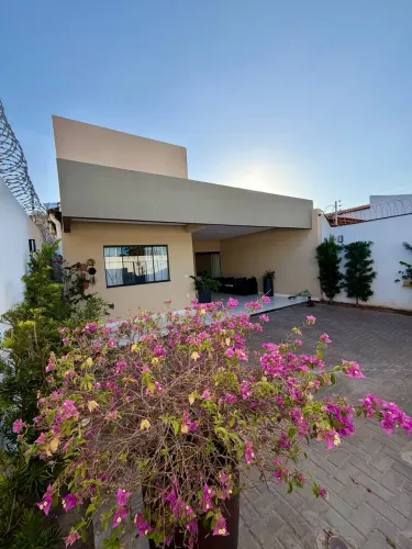 Casa em Rua Publica no Parque Piauí 1, Timon