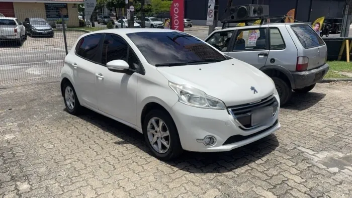 Peugeot 208 Active/active Pack 1.5 Flex 8V 5P 2015
