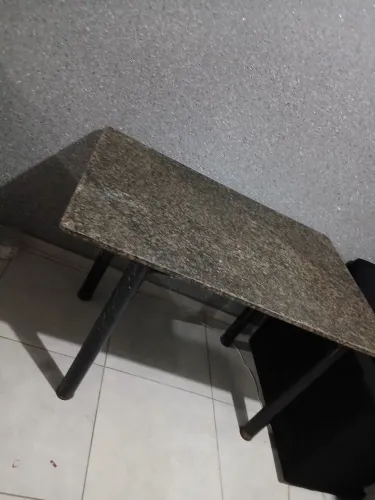 Mesa de marmore  - OPORTUNIDADE