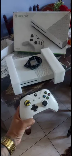 Xbox one s. Troco por PS4