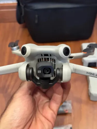 DJI Mini 4 Pro + RC-N3 + Bateria 0km