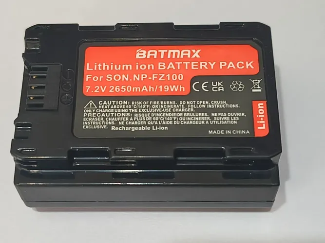 2 Baterias Batmax Np-Fz100 2650 Mah + Carregador Duplo Fx30 A6700 A7iv A7c Ii Zve1