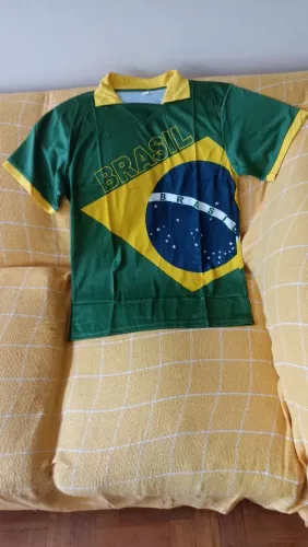 Blusa Brasil tamanho P nova
