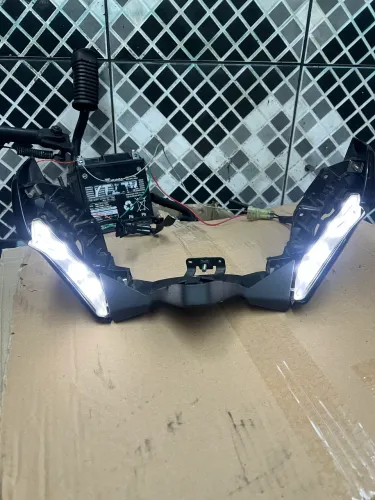 Farol Pisca Farolete Kawasaki Z900 2022-2024