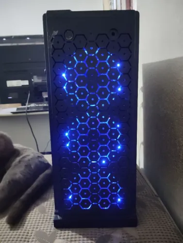 pc xeon com tpm 2.0, nvme, water cooler, só falta placa de video