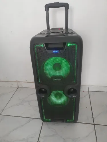Vendo. Cx de som , Torre de som.