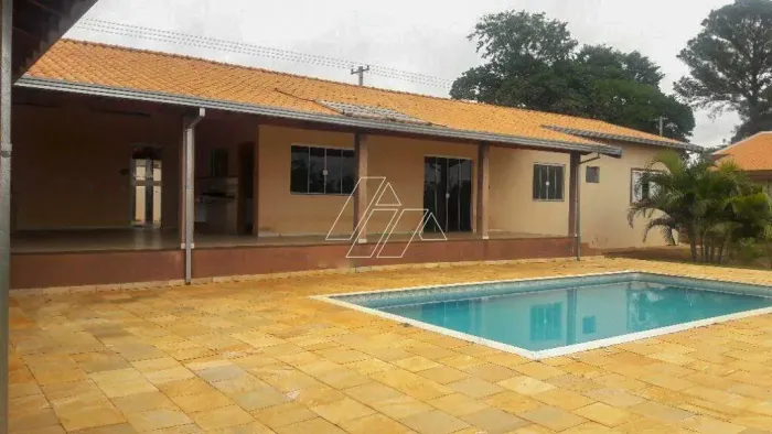 Chácara com 3 quartos (1 suíte) à venda ou locação no Sítios de Recreio Santa Carolina Sí