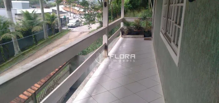 Casa com 3 dormitórios à venda, 193 m² por R$ 580.000,00 - Maravista - Niterói/RJ
