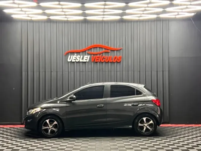 Chevrolet Onix Hatch LTZ 1.4 8V Flex Mec. 4P 2019