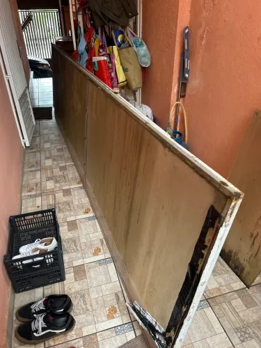 Vendo coberturas, uma fixa e outra com rondana. Usado