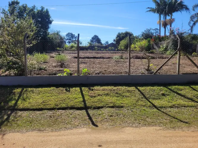Lote de chácara em condomínio 