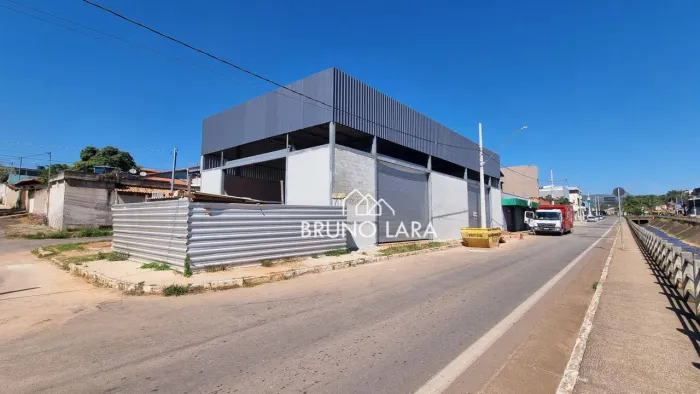 Galpão disponível para locação no Bairro Padre Eustáquio Igarapé/MG.