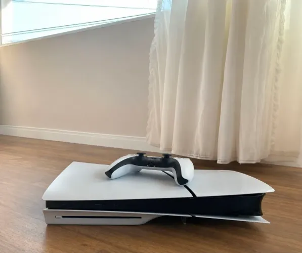 PlayStation 5 Slim Com Leitor - Semi Novo - Melhor Preço e Garantia Da Região