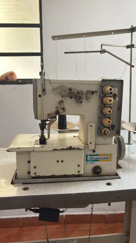 Maquina de costura Galoneira industrial