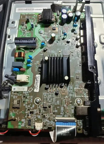 PLACA PRINCIPAL TV TOSHIBA 32V35MS, lér todo anúncio