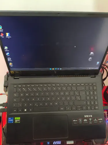 Acer NITRO V15 RTX2050 24GB i5 13Gen
