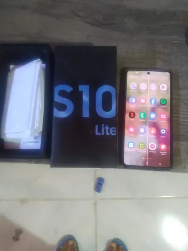 S10 lite