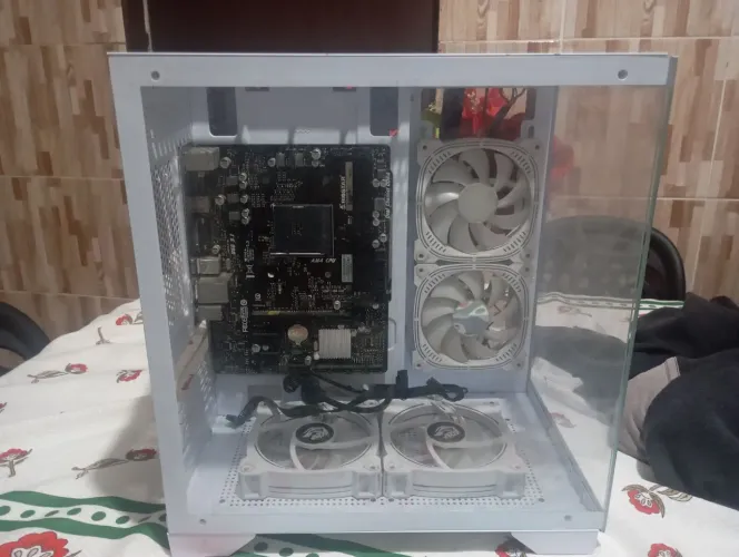Gabinete gamer, branco aquário