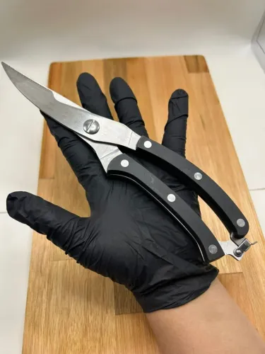 Tesoura de Cozinha Trinchante 25 cm. corta frango, peixe, carnes e ossos.