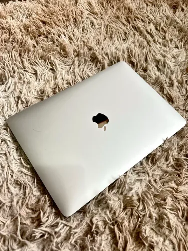 MacBook Pro 13" (M1, 2020) - 8GB RAM