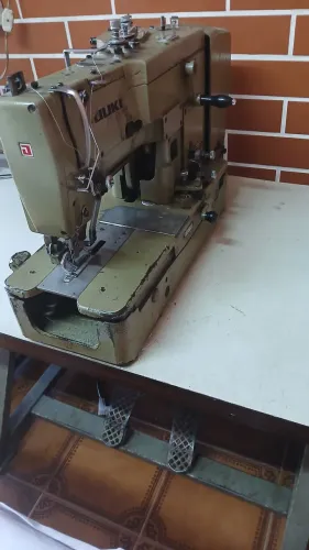 Máquina de Costura Industrial Caseadeira