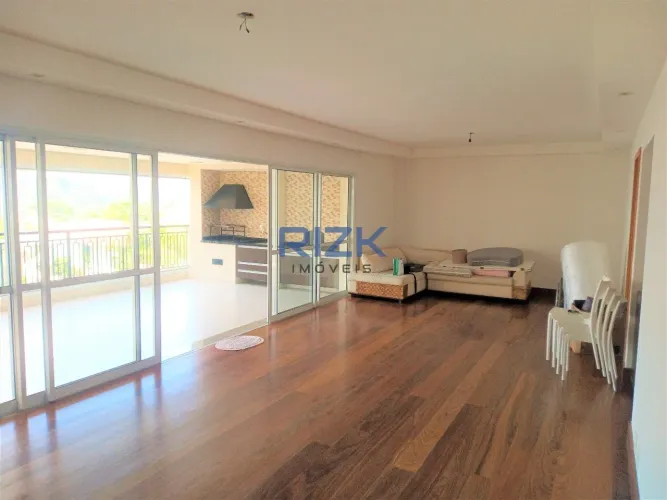 Apto com 227,00 m2 com terraço gourmet Aclimação