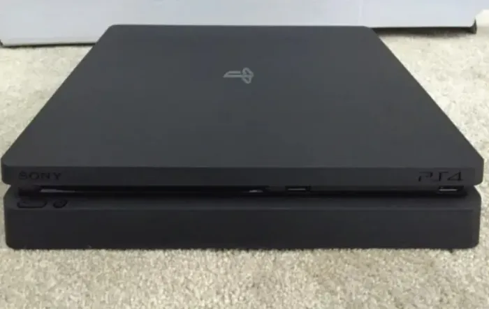 Vendo Playstation 4 disponivel extra Slim